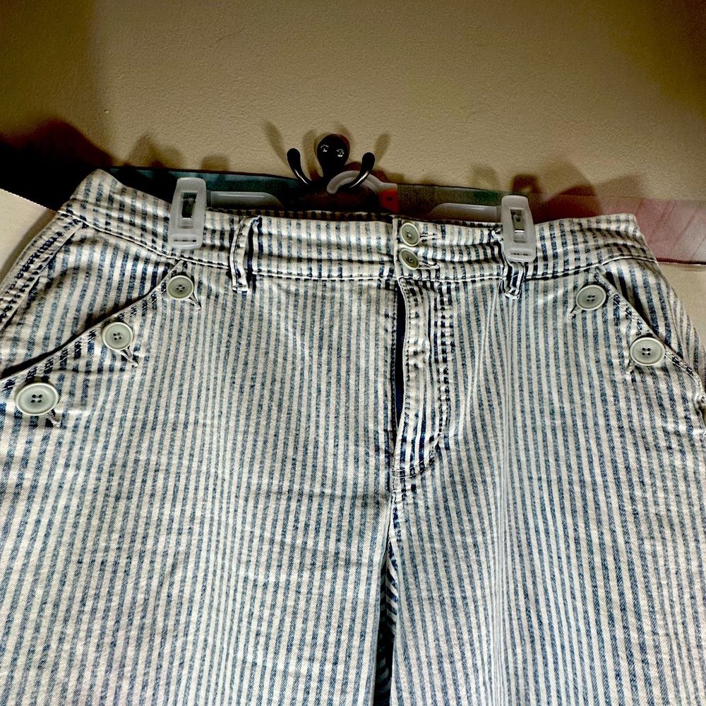 Women’s Cato gaucho style capri jeans